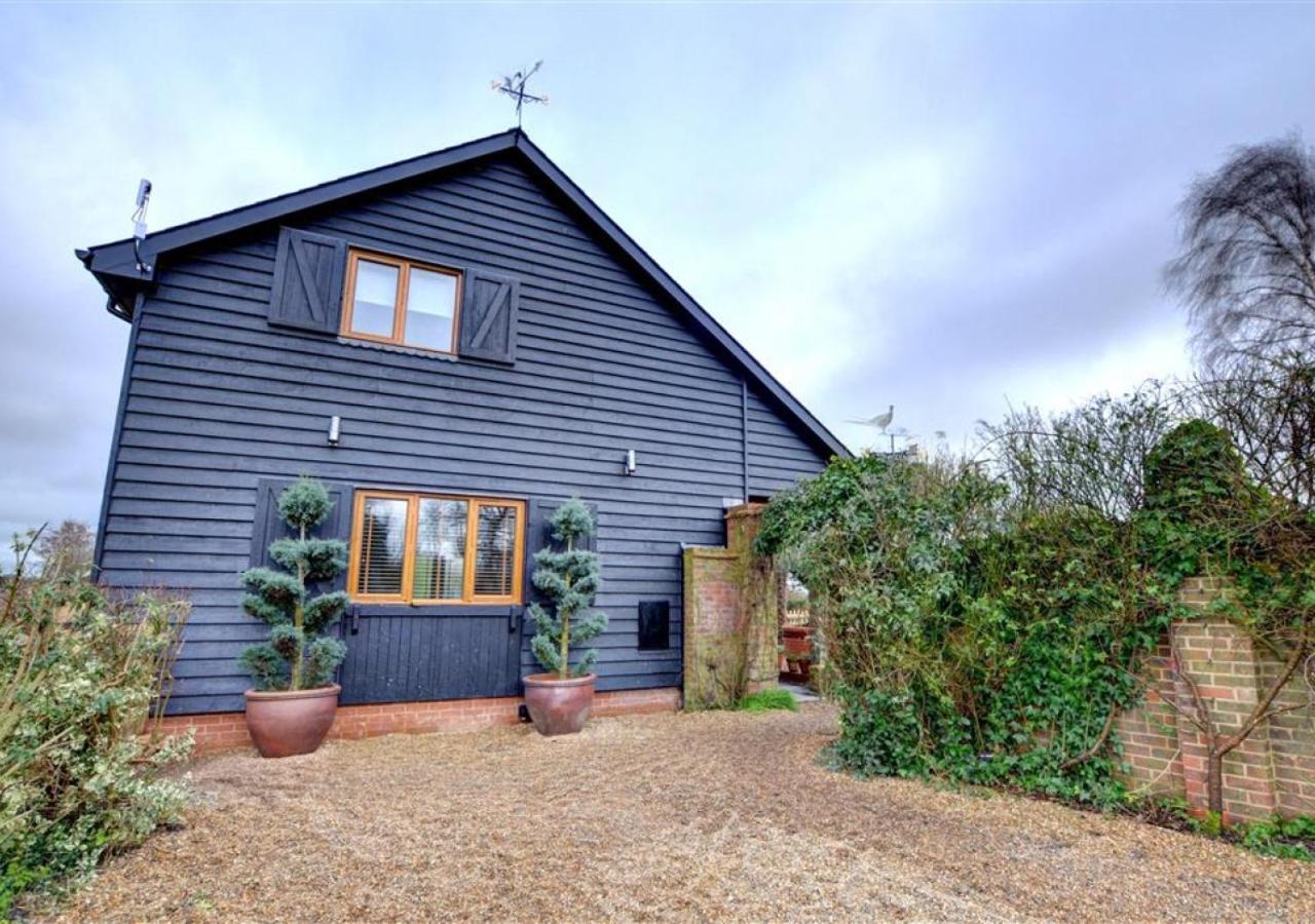 Swallows Return Villa Bilsington Exterior photo